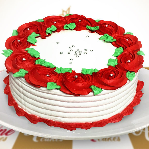 Bolo Decorado com chantilly tema natal